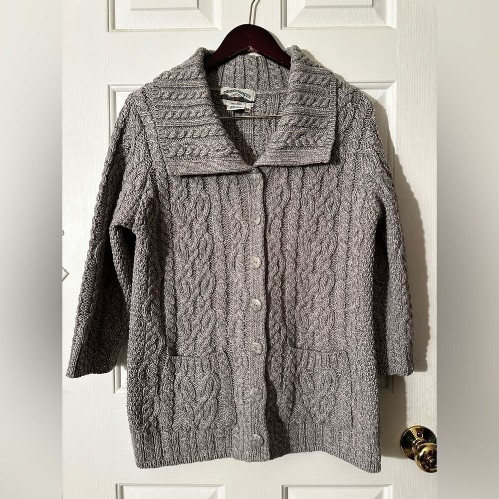 ARAN CRAFTS M Cottagecore Chunky 100% Merino Wool Cable Knit Fisherman Sweater